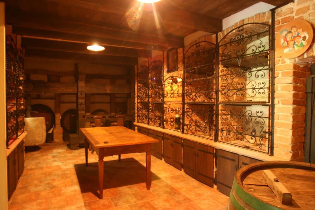 Villa Les With Hot Tub & Sauna Brežice 部屋 写真